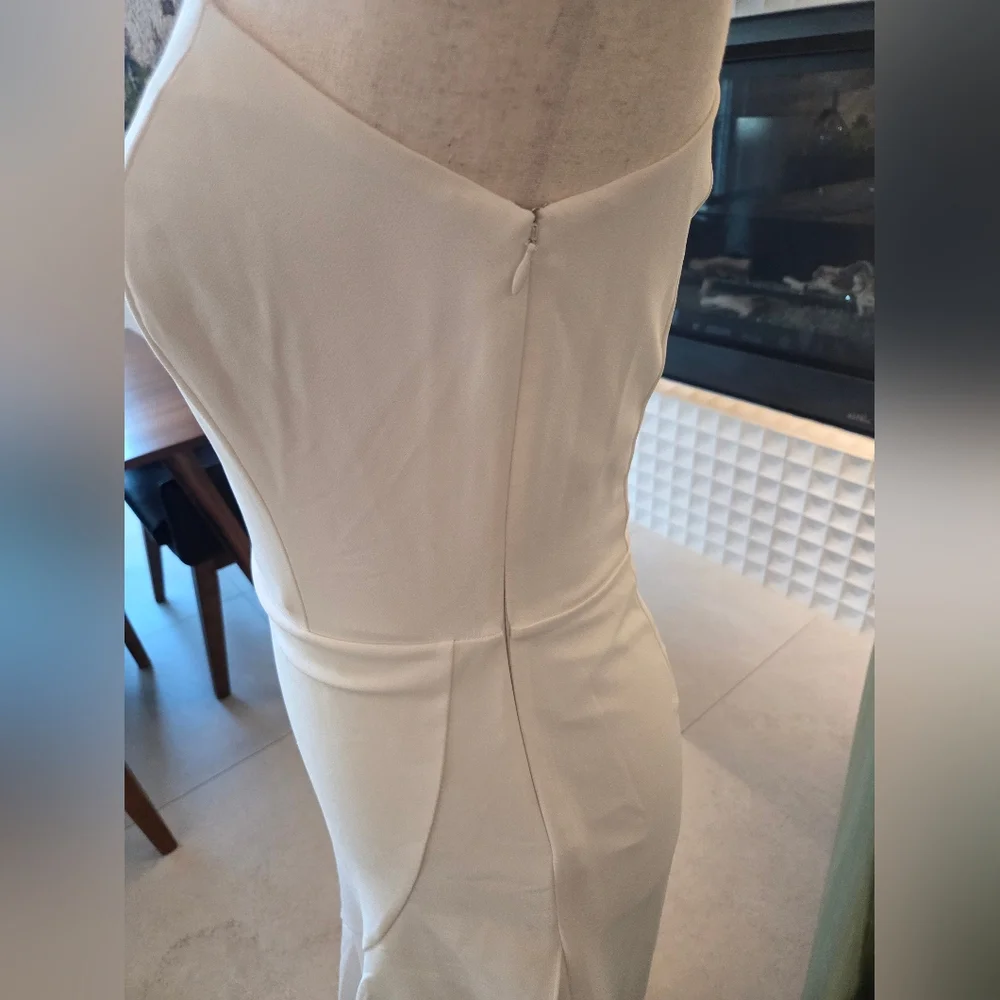 NWT White House Black Market One Shoulder Midi Dress Ecru in Ivory/White Size 10 - Picture 3 of 6